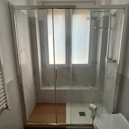 Luminoso E Nuovo - Zona Guest house *